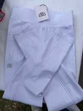 Load image into Gallery viewer, BTB Childrens Show Tights