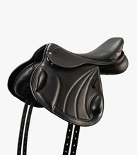 Load image into Gallery viewer, Deauville Leather Monoflap Cross Country Saddle