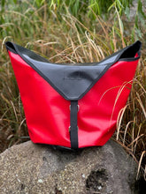 Load image into Gallery viewer, Feed Bucket holder