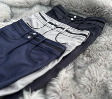 Load image into Gallery viewer, Aspin and Co Luxe Compression Breeches

