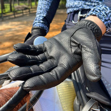 Load image into Gallery viewer, Tackified Copper Tech™️ Leather Premium Riding Glove in Black
