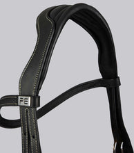 Load image into Gallery viewer, Veneto Anatomical Snaffle Bridle Black
