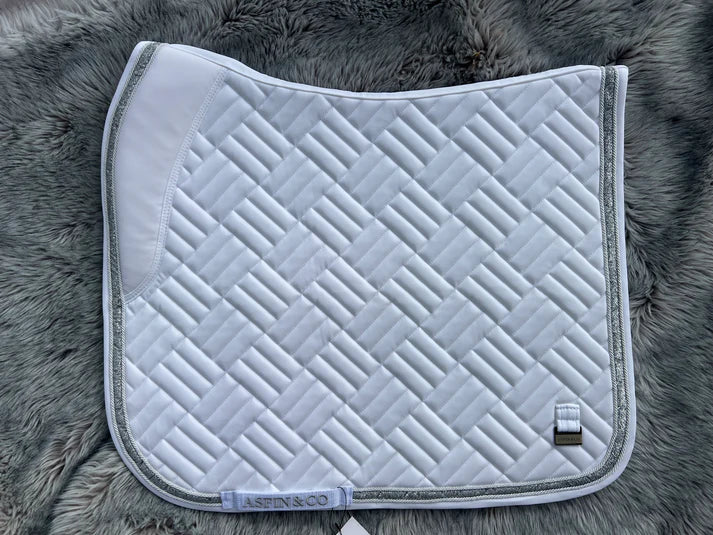 Aspin Dressage Pure Carbon collection saddle pad